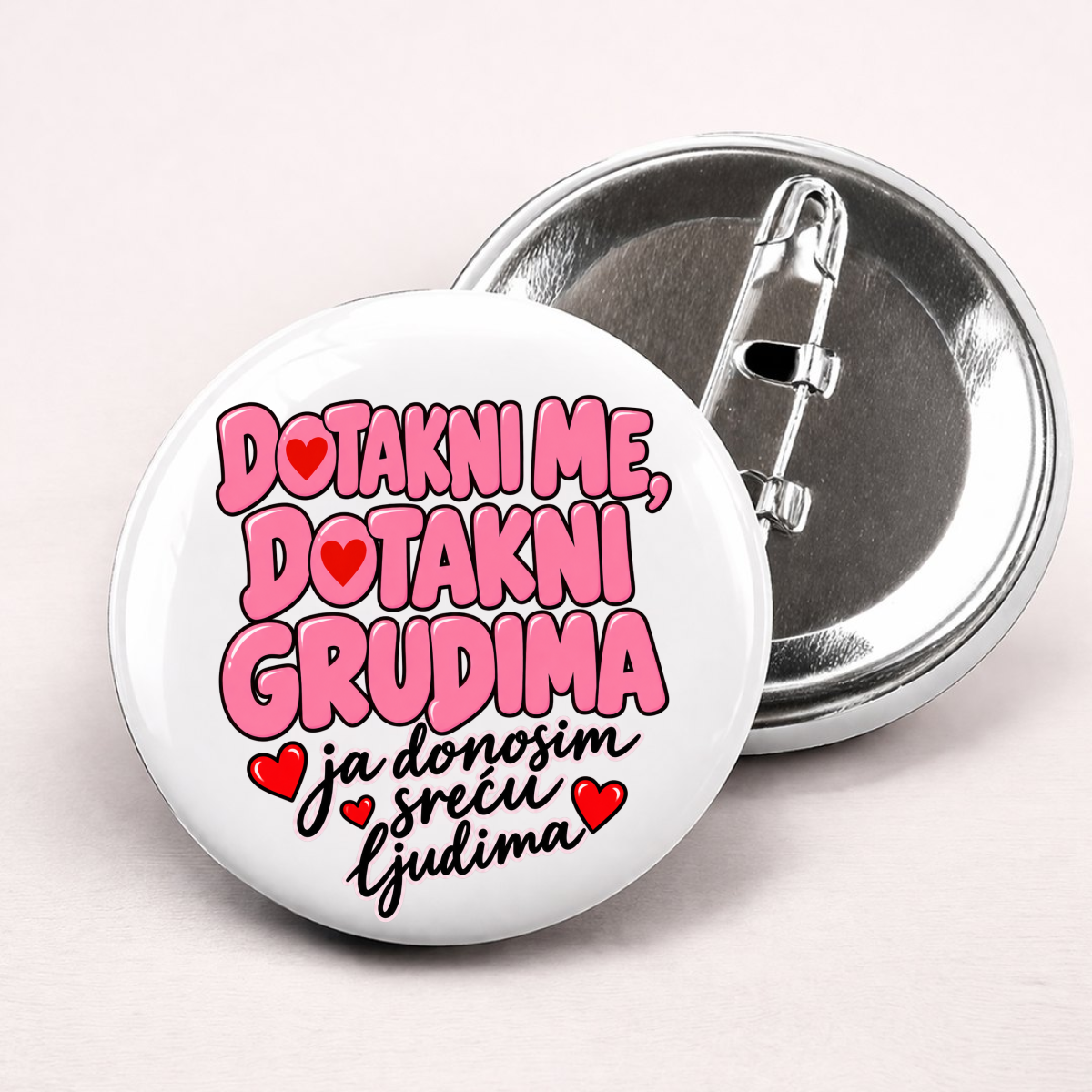 Dotakni me dotakni grudima 2 - Bedževi – prikaz izdelka